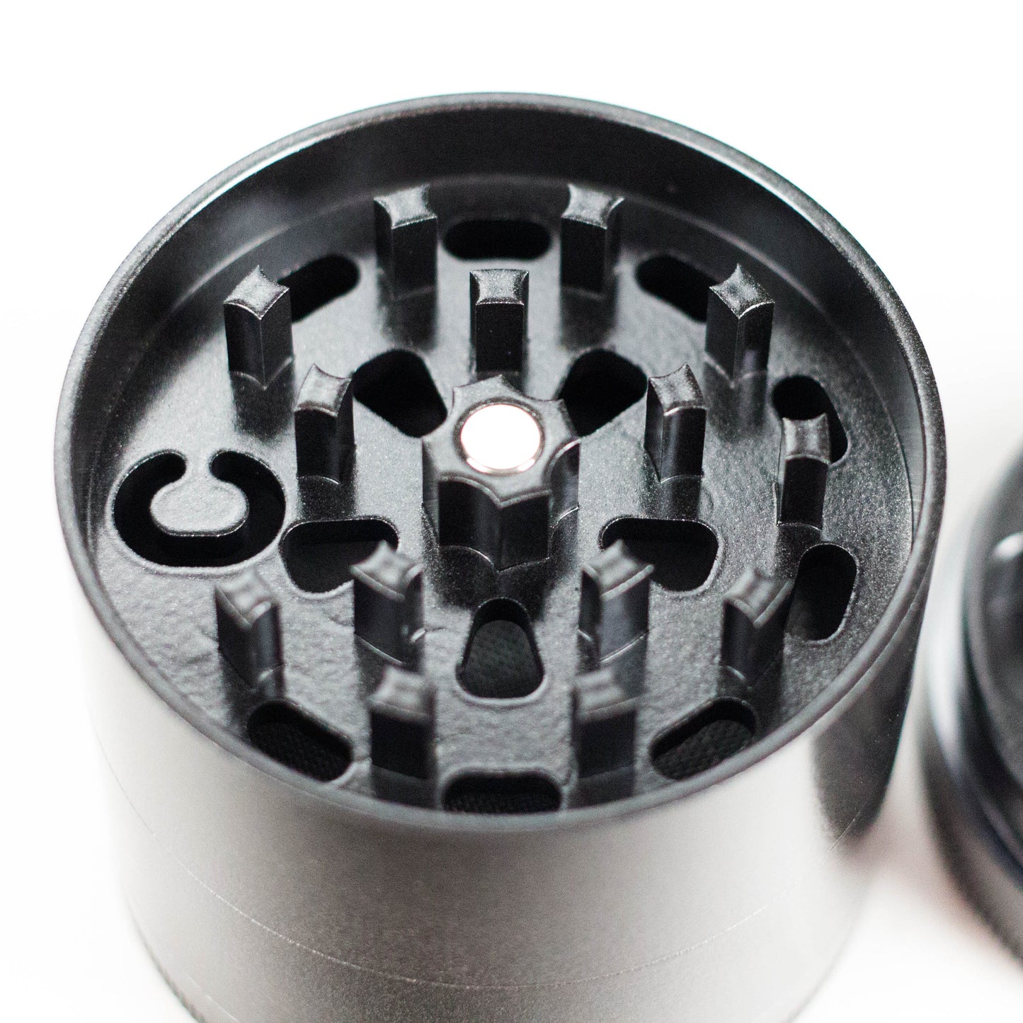 Cheech | 50mm 4-Piece Non-Sticky Grinder with Gift Pouch [GR-8]